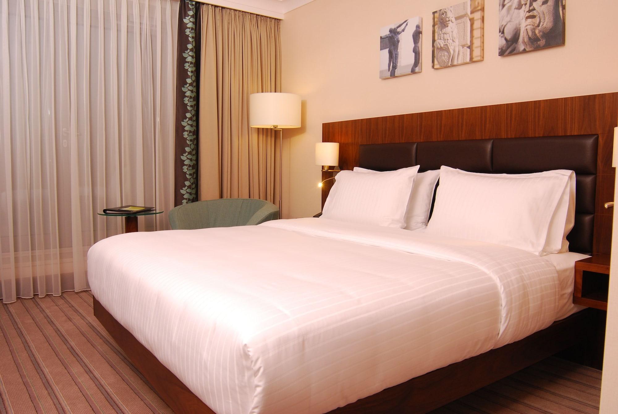 Hilton Garden 4*