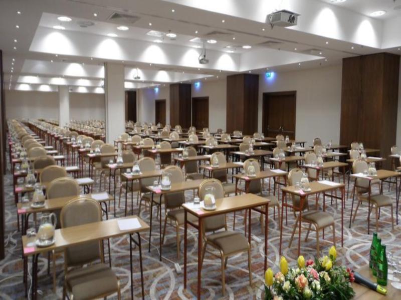 Hilton Garden Hotel 4*