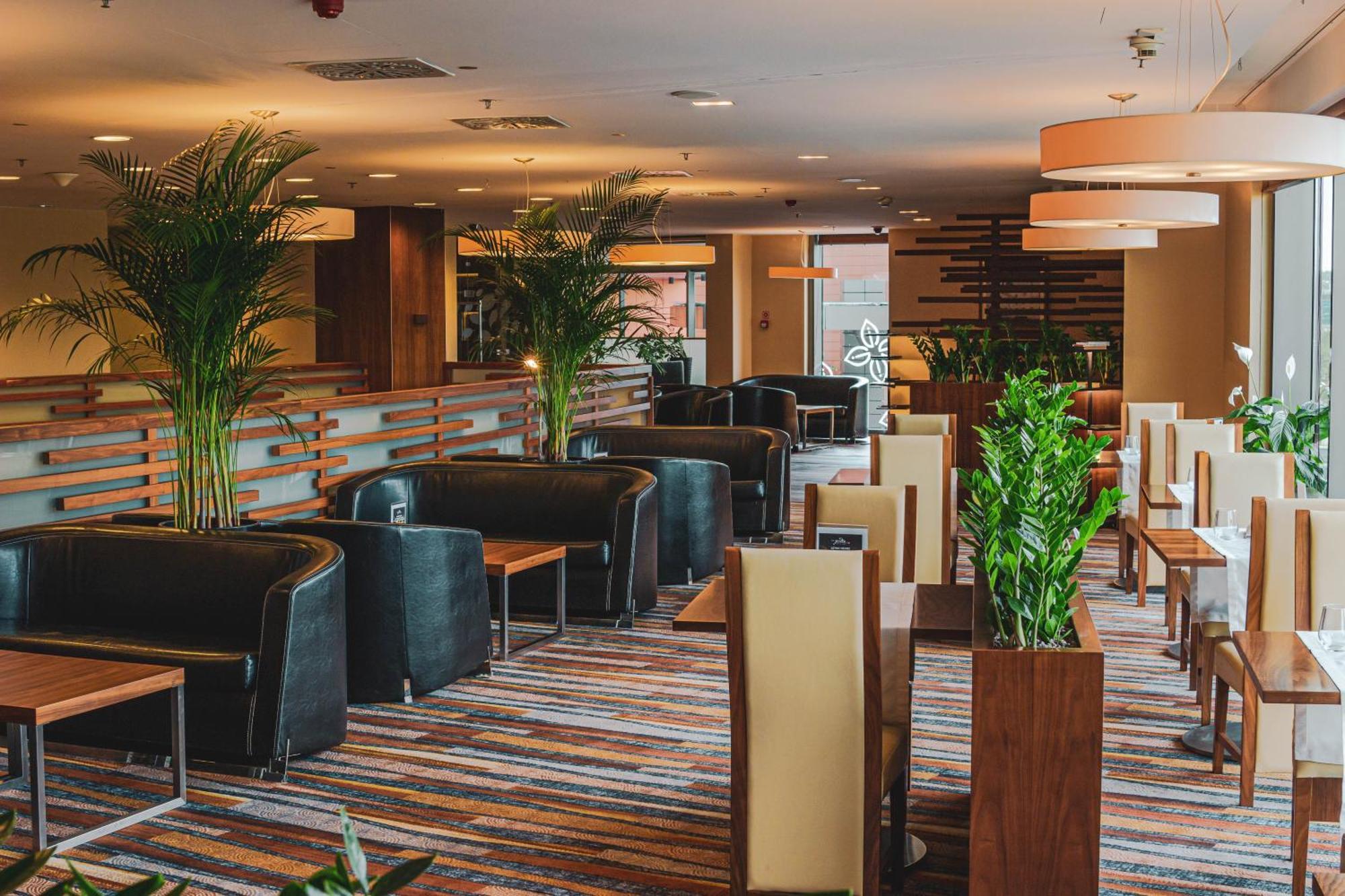 Hilton Garden Hotel 4*