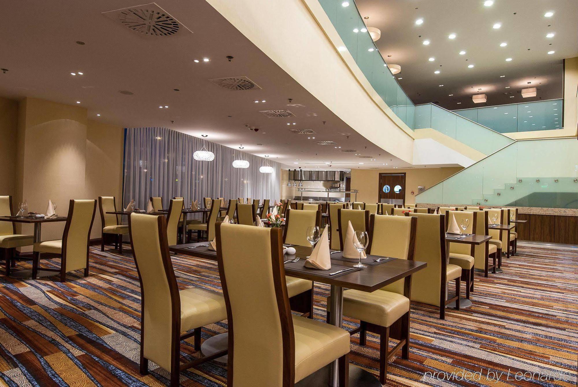 Hilton Garden Hotel 4*